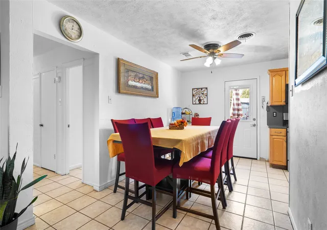 Photo 3 of Single family home for sale at 1255 Olden St, Dallas, TX 75211 | MLS# 21353480 | Listing updated on 2026-08-07