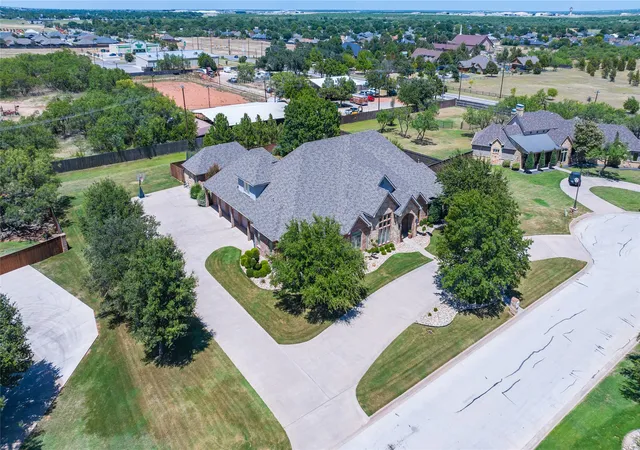 Photo 3 of Mansion for sale at 4334 La Hacienda Dr, Abilene, TX 79602 | MLS# 21353482 | Listing updated on 2026-09-03