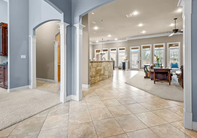 Photo 3 of Single family home for sale at 4334 La Hacienda Dr, Abilene, TX 79602 | MLS# 21353482 | Listing updated on 2026-09-03