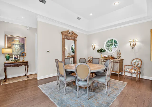 Photo 4 of Single family home for sale at 4902 Westbriar Dr, Fort Worth, TX 76109 | MLS# 21352190 | Listing updated on 2026-08-08