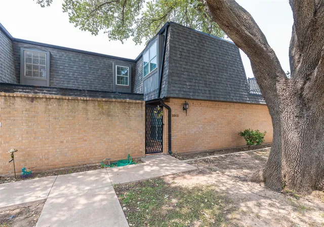 Photo 2 of Single family home for sale at 2802 Barrow St #D3, Abilene, TX 79605 | MLS# 21351286 | Listing updated on 2026-09-28