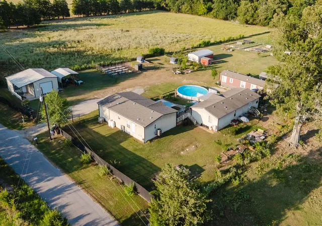 Photo 3 of Manufactured home for sale at 2140 County Road 4778, Winnsboro, TX 75494 | MLS# 21353490 | Listing updated on 2026-08-08