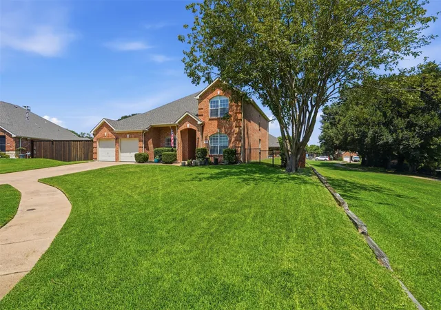 Photo 3 of Single family home for sale at 1500 Ash Grove Ct, Flower Mound, TX 75028 | MLS# 21352704 | Listing updated on 2026-08-08