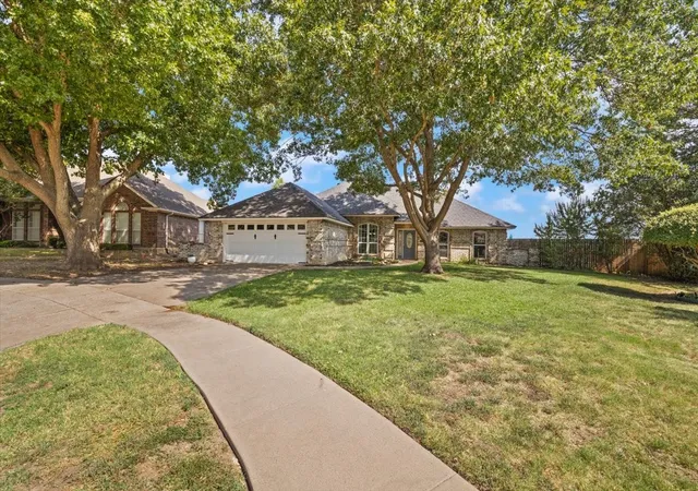 Photo 3 of Single family home for sale at 10200 Fieldcrest Dr, Benbrook, TX 76126 | MLS# 21353460 | Listing updated on 2026-08-24