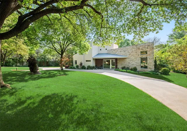 Photo 1 of Single family home for sale at 9435 Inwood Rd, Dallas, TX 75220 | MLS# 21353599 | Listing updated on 2026-08-08