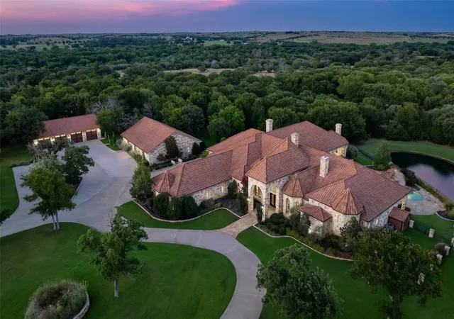 Photo 2 of Single family home for sale at 610 River Ranch Rd, Aledo, TX 76008 | MLS# 21352692 | Listing updated on 2026-08-08