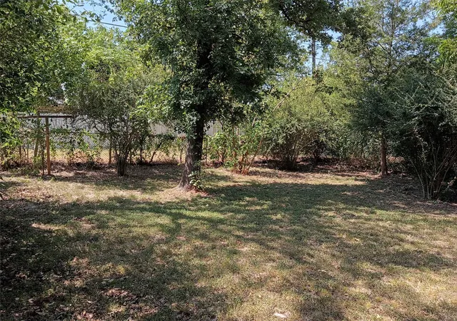 Photo 3 of Single family home for sale at 3132 Purington Ave, Fort Worth, TX 76103 | MLS# 21353530 | Listing updated on 2026-09-29