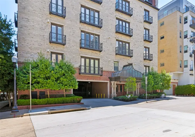 Photo 1 of Condo for sale at 2848 Woodside St #4C, Dallas, TX 75204 | MLS# 21353612 | Listing updated on 2026-08-14