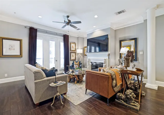 Photo 3 of Condo for sale at 2848 Woodside St #4C, Dallas, TX 75204 | MLS# 21353612 | Listing updated on 2026-08-14