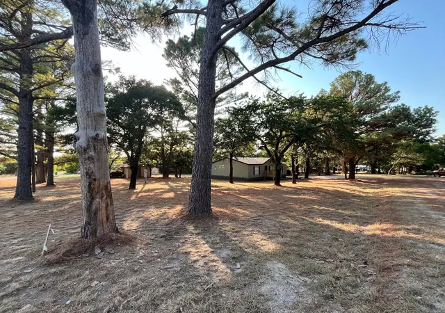 Photo 3 of Manufactured home for sale at 10 Sol Ct, Nocona, TX 76255 | MLS# 21353678 | Listing updated on 2026-09-29