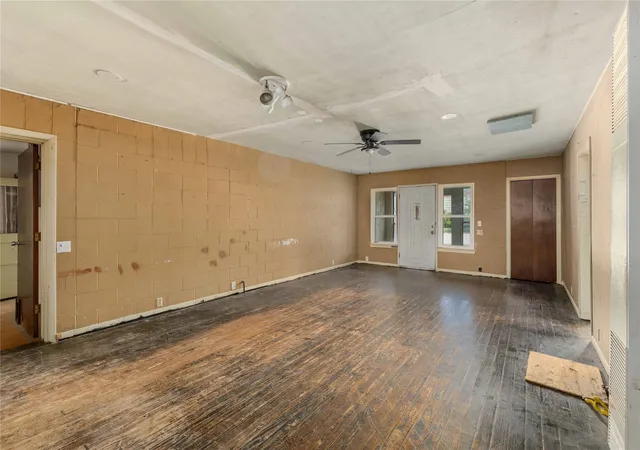 Photo 4 of Single family home for sale at 505 Willis St, Santa Anna, TX 76878 | MLS# 21353706 | Listing updated on 2026-08-07