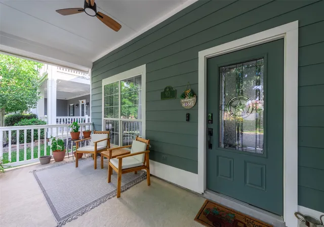 Photo 3 of Single family home for sale at 913 Caudle Ln, Savannah, TX 76227 | MLS# 21352453 | Listing updated on 2026-09-24