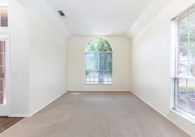 Photo 3 of Single family home for sale at 10008 Preston Vineyard Dr, Frisco, TX 75035 | MLS# 21348834 | Listing updated on 2026-09-20