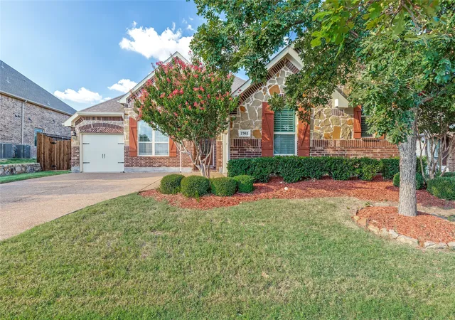 Photo 2 of Single family home for sale at 2362 Walnut Grove Ln, Frisco, TX 75034 | MLS# 21351638 | Listing updated on 2026-09-19