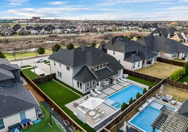 Photo 3 of Single family home for sale at 6190 Manderlay Dr, Frisco, TX 75034 | MLS# 21353654 | Listing updated on 2026-08-24