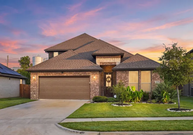 Photo 1 of Single family home for sale at 1133 Rushmore Dr, Burleson, TX 76028 | MLS# 21339624 | Listing updated on 2026-09-30