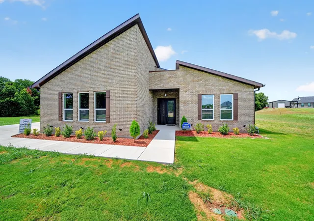 Photo 2 of Single family home for sale at 1250 Southfork, Waxahachie, TX 75167 | MLS# 21353785 | Listing updated on 2026-08-25