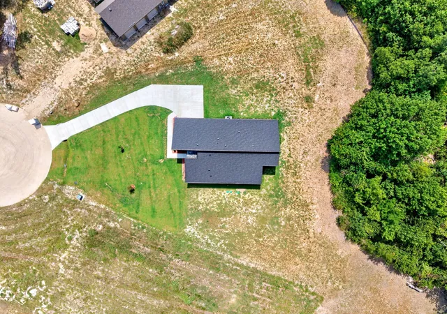 Photo 3 of Single family home for sale at 1250 Southfork, Waxahachie, TX 75167 | MLS# 21353785 | Listing updated on 2026-08-25