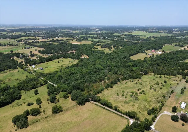 Photo 1 of Land for sale at 4501 423, Grandview, TX 76050 | MLS# 21353619 | Listing updated on 2026-08-31