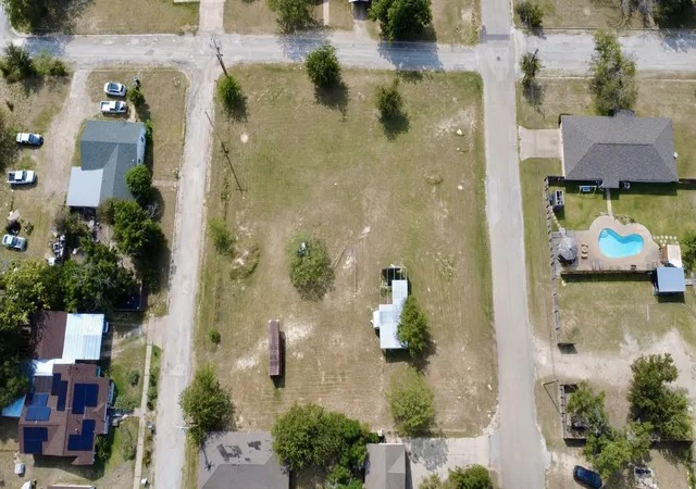 Photo 2 of Land for sale at Tbd E Leslie St, Hamilton, TX 76531 | MLS# 21353656 | Listing updated on 2026-08-08