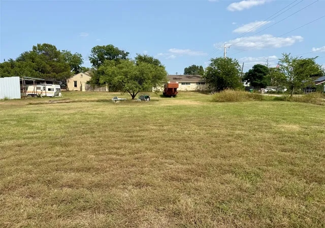 Photo 3 of Land for sale at Tbd E Leslie St, Hamilton, TX 76531 | MLS# 21353656 | Listing updated on 2026-08-08