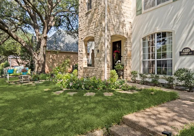 Photo 4 of Single family home for sale at 4335 Northaven Rd, Dallas, TX 75229 | MLS# 21351169 | Listing updated on 2026-08-22