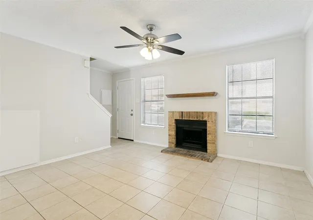 Photo 3 of Townhouse for sale at 1265 Dallas Dr, Denton, TX 76205 | MLS# 21353769 | Listing updated on 2026-09-18