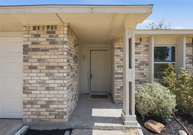 Photo 1 of Sale Pending at 5661 Pearce St, The Colony, TX 75056 | MLS# 21353921 | Listing updated on 2026-10-02
