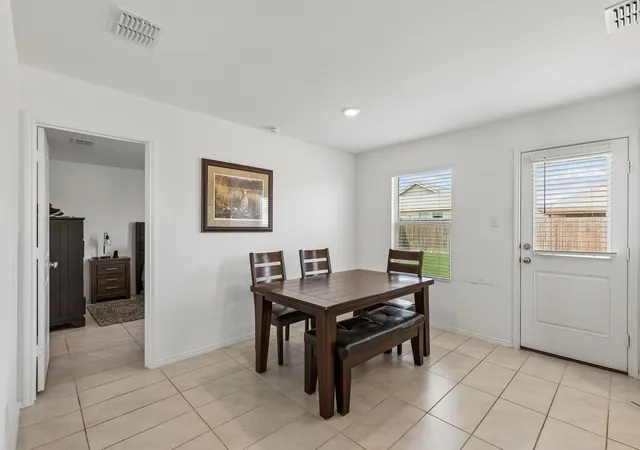 Photo 4 of Single family home for sale at 312 Dry Canyon Wy, Haslet, TX 76052 | MLS# 21353000 | Listing updated on 2026-09-29