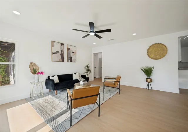 Photo 3 of Single family home for sale at 4812 S Ridge Ter, Fort Worth, TX 76133 | MLS# 21354027 | Listing updated on 2026-10-07