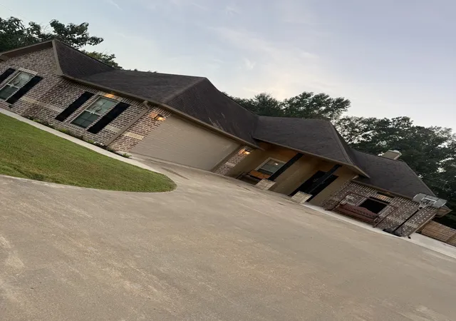 Photo 4 of Sale Pending at 160 Serenity Ln, Marshall, TX 75672 | MLS# 21353673 | Listing updated on 2026-09-07