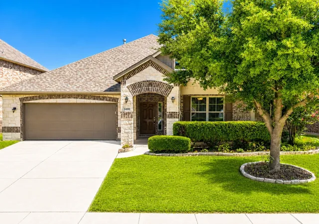 Photo 1 of Sale Pending at 1408 Mesa Crest Dr, Haslet, TX 76052 | MLS# 21354014 | Listing updated on 2026-08-29