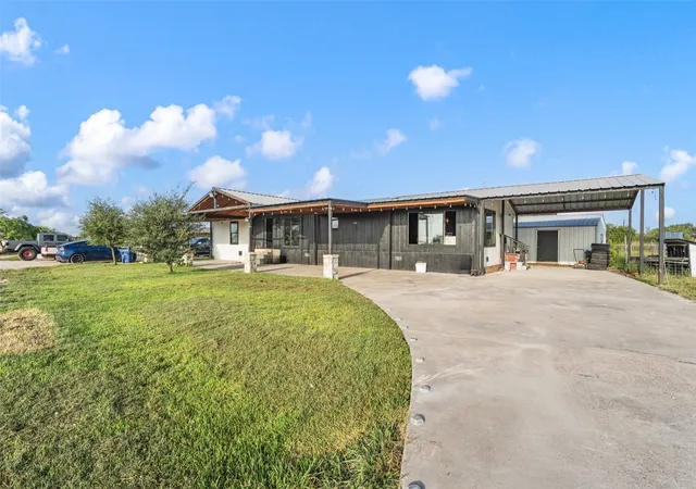 Photo 1 of Manufactured home for sale at 112 County Road 4028a, Chilton, TX 76632 | MLS# 21353979 | Listing updated on 2026-08-08