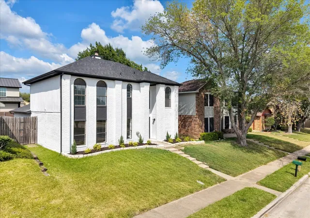 Photo 3 of Sale Pending at 2237 Greenview Dr, Carrollton, TX 75010 | MLS# 21354158 | Listing updated on 2026-08-28
