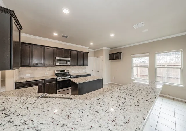 Photo 4 of Single family home for sale at 14620 Mainstay Wy, Haslet, TX 76052 | MLS# 21353469 | Listing updated on 2026-09-25