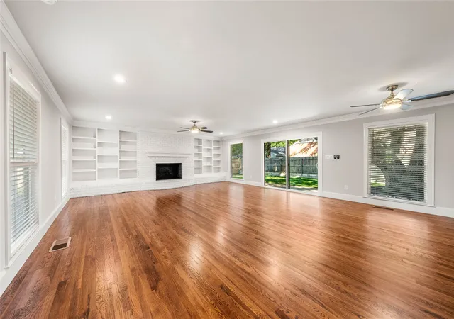 Photo 4 of Single family home for sale at 2901 Woodland Dr, Waco, TX 76710 | MLS# 21354248 | Listing updated on 2026-08-08