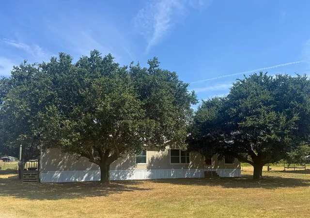 Photo 2 of Manufactured home for sale at 373 Wildbird Ln, Axtell, TX 76624 | MLS# 21354151 | Listing updated on 2026-09-23