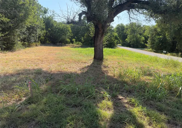Photo 2 of Land for sale at 3101 Leo Rd, Granbury, TX 76049 | MLS# 21351699 | Listing updated on 2026-08-08