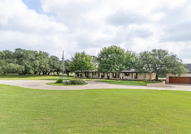 Photo 3 of House for sale at 3648 Talbert Ranch Rd, China Spring, TX 76633 | MLS# 21344802 | Listing updated on 2026-08-08