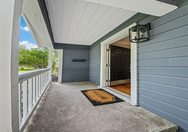 Photo 2 of Single family home for sale at 4104 Austin Ave, Waco, TX 76710 | MLS# 21327060 | Listing updated on 2026-08-27