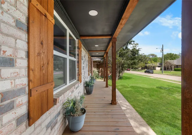 Photo 3 of Single family home for sale at 6211 Symphony Ln, Dallas, TX 75227 | MLS# 21354318 | Listing updated on 2026-08-08
