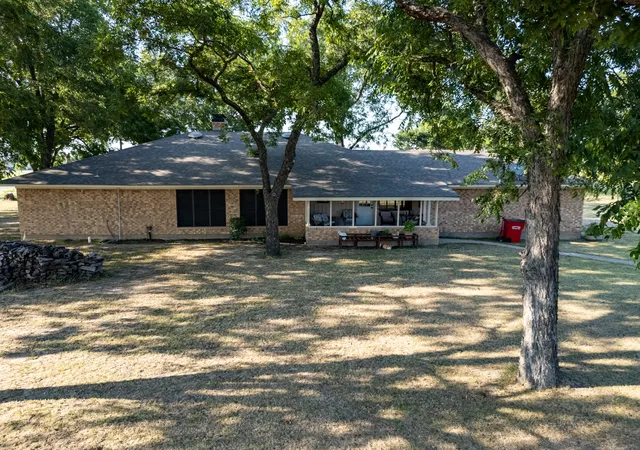 Photo 3 of Single family home for sale at 502 County Road 2610, Bonham, TX 75418 | MLS# 21354334 | Listing updated on 2026-09-03