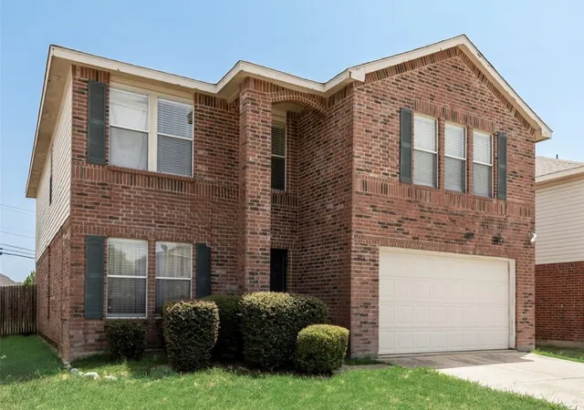 Photo 3 of Single family home for sale at 3016 Cesareo Dr, Grand Prairie, TX 75052 | MLS# 21352701 | Listing updated on 2026-08-08