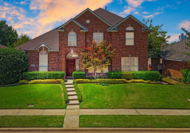 Photo 3 of Single family home for sale at 3704 Gardenia Ln, Mc Kinney, TX 75070 | MLS# 21354445 | Listing updated on 2026-08-08