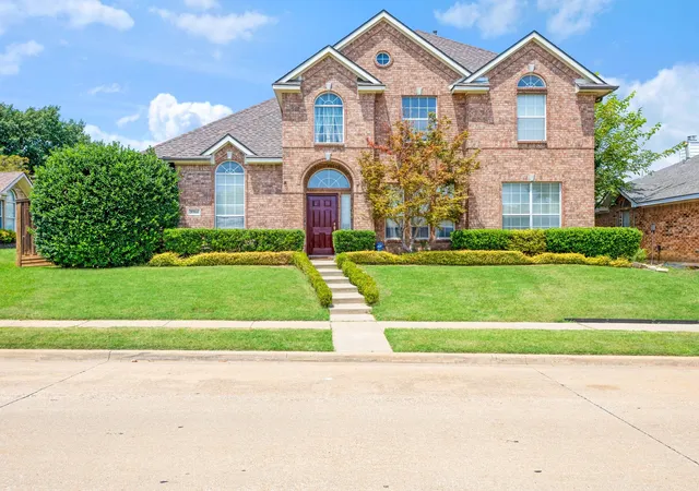 Photo 3 of Single family home for sale at 3704 Gardenia Ln, Mc Kinney, TX 75070 | MLS# 21354445 | Listing updated on 2026-08-08