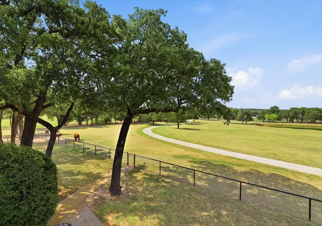 Photo 3 of Single family home for sale at 12 County Road 2114, Gainesville, TX 76240 | MLS# 21352810 | Listing updated on 2026-08-19