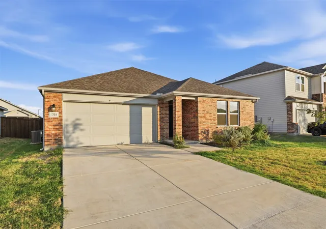 Photo 2 of Single family home for sale at 1708 Arroyo Rd, Crandall, TX 75114 | MLS# 21353795 | Listing updated on 2026-10-04