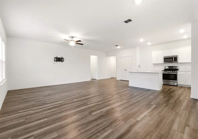 Photo 3 of Single family home for sale at 1708 Arroyo Rd, Crandall, TX 75114 | MLS# 21353795 | Listing updated on 2026-10-04