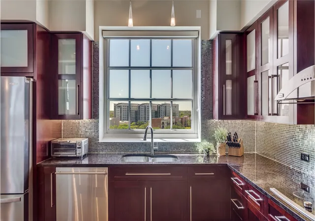 Photo 4 of Condo for sale at 2600 W 7Th St #1717, Fort Worth, TX 76107 | MLS# 21352664 | Listing updated on 2026-08-08