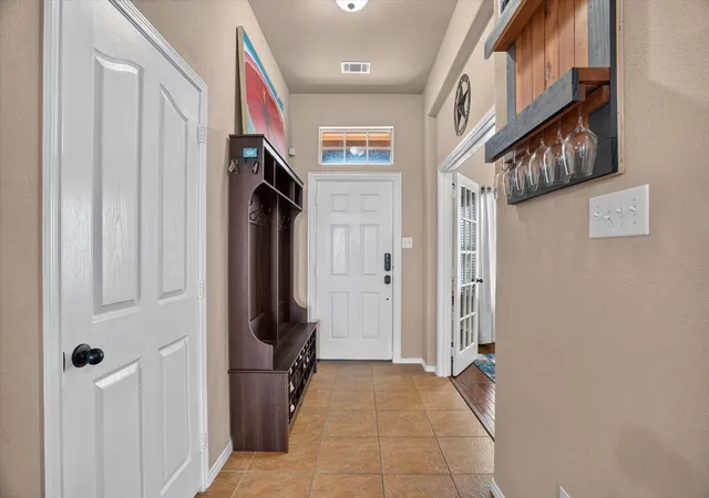 Photo 3 of Sale Pending at 1236 Hickory Bend Ln, Fort Worth, TX 76108 | MLS# 21350079 | Listing updated on 2026-08-28
